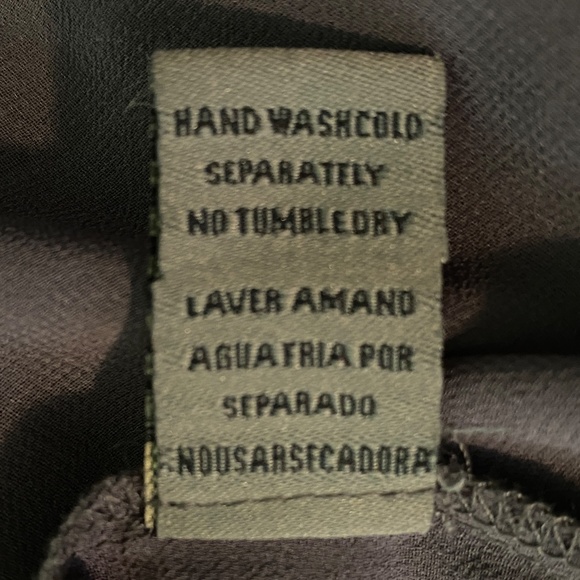 Dress or Tunic is Loose Fitting with Drawstring, size M - Picture 9 of 9